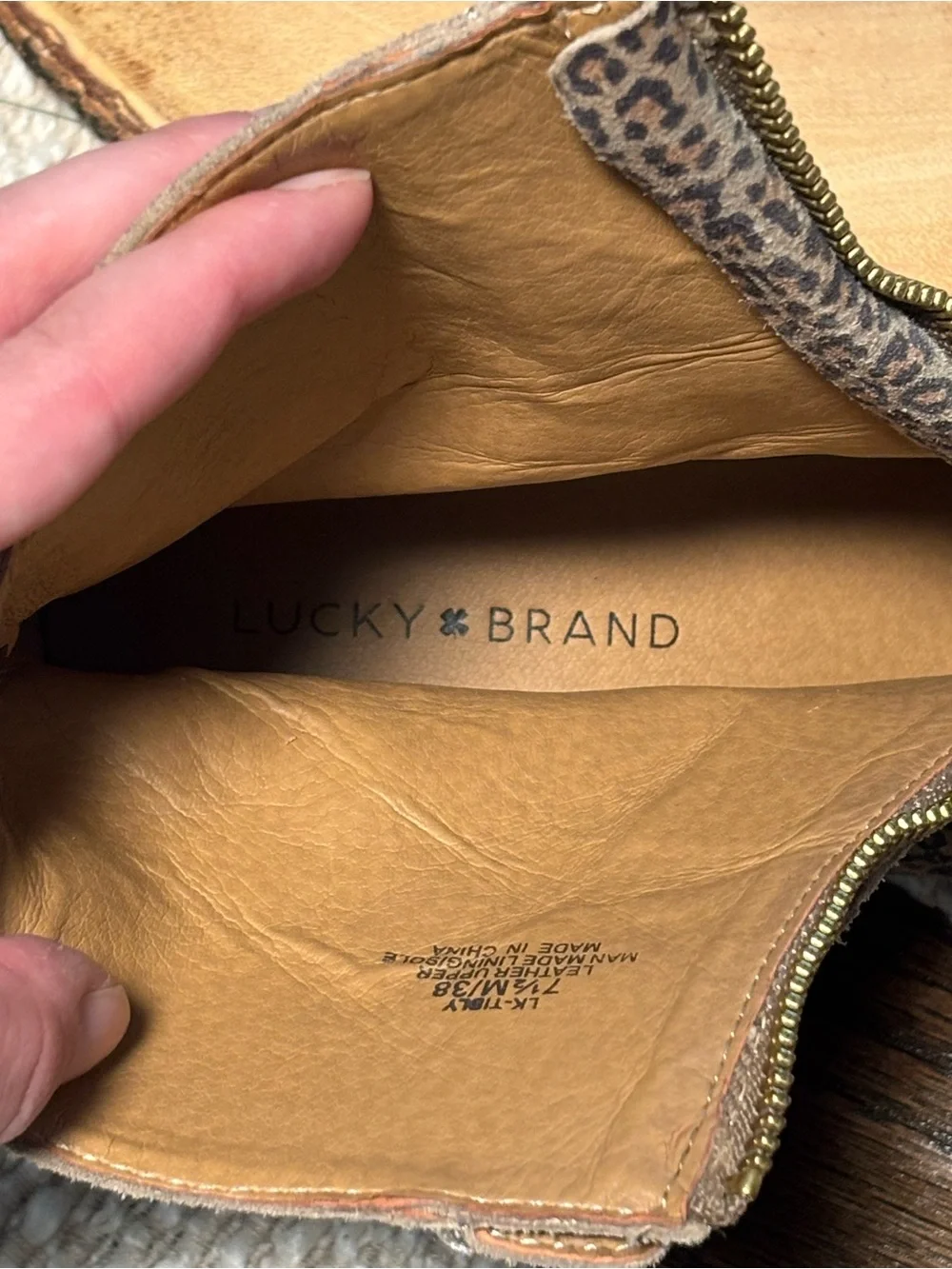 Lucky Brand stylish leopard